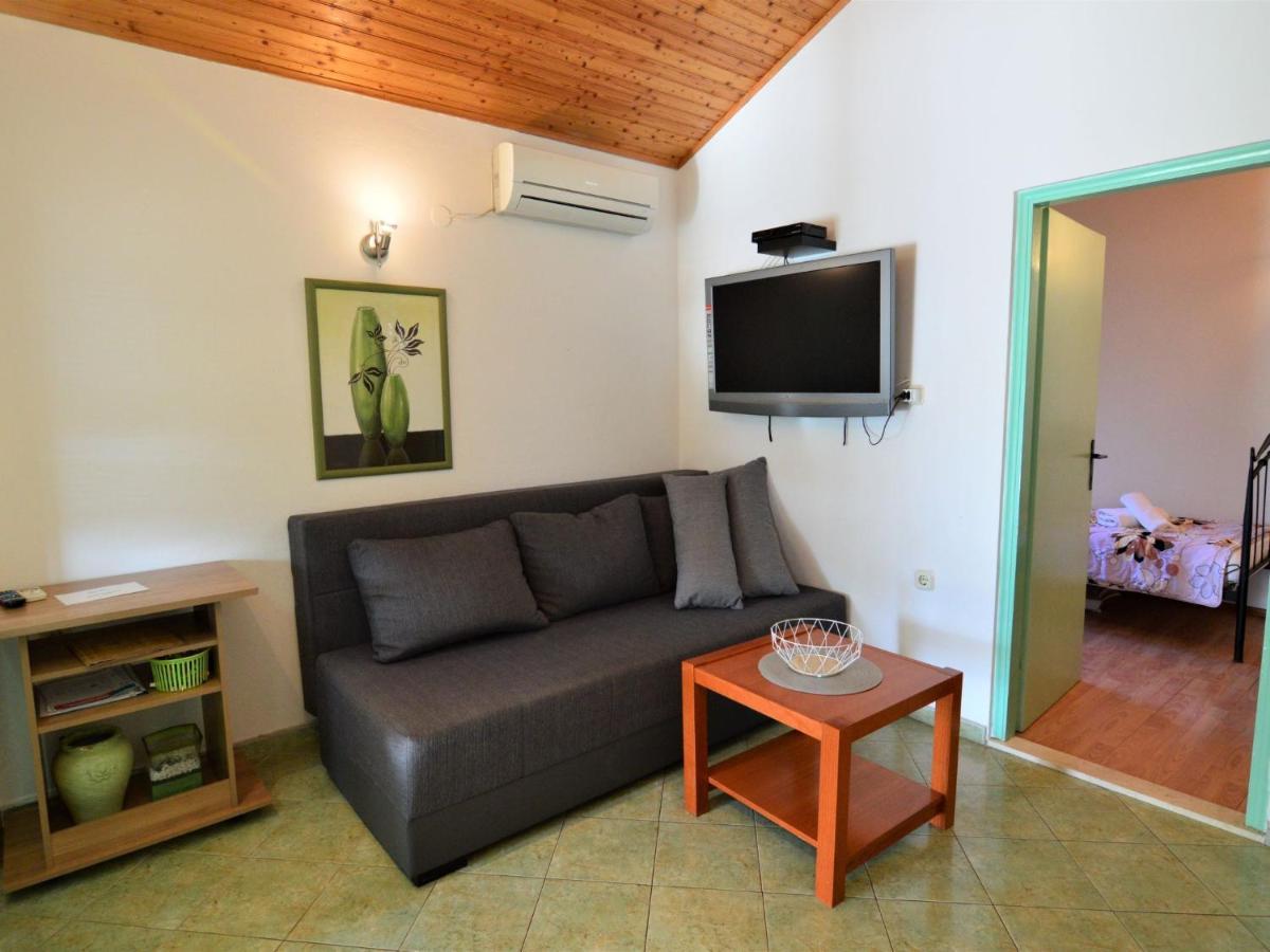 Holiday Home Camp Marko - Roz335 By Interhome Zečevo Exterior foto